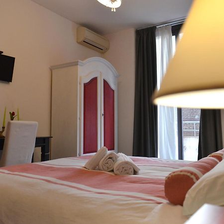 Residenza Del Turista Bed & Breakfast Catania Eksteriør bilde