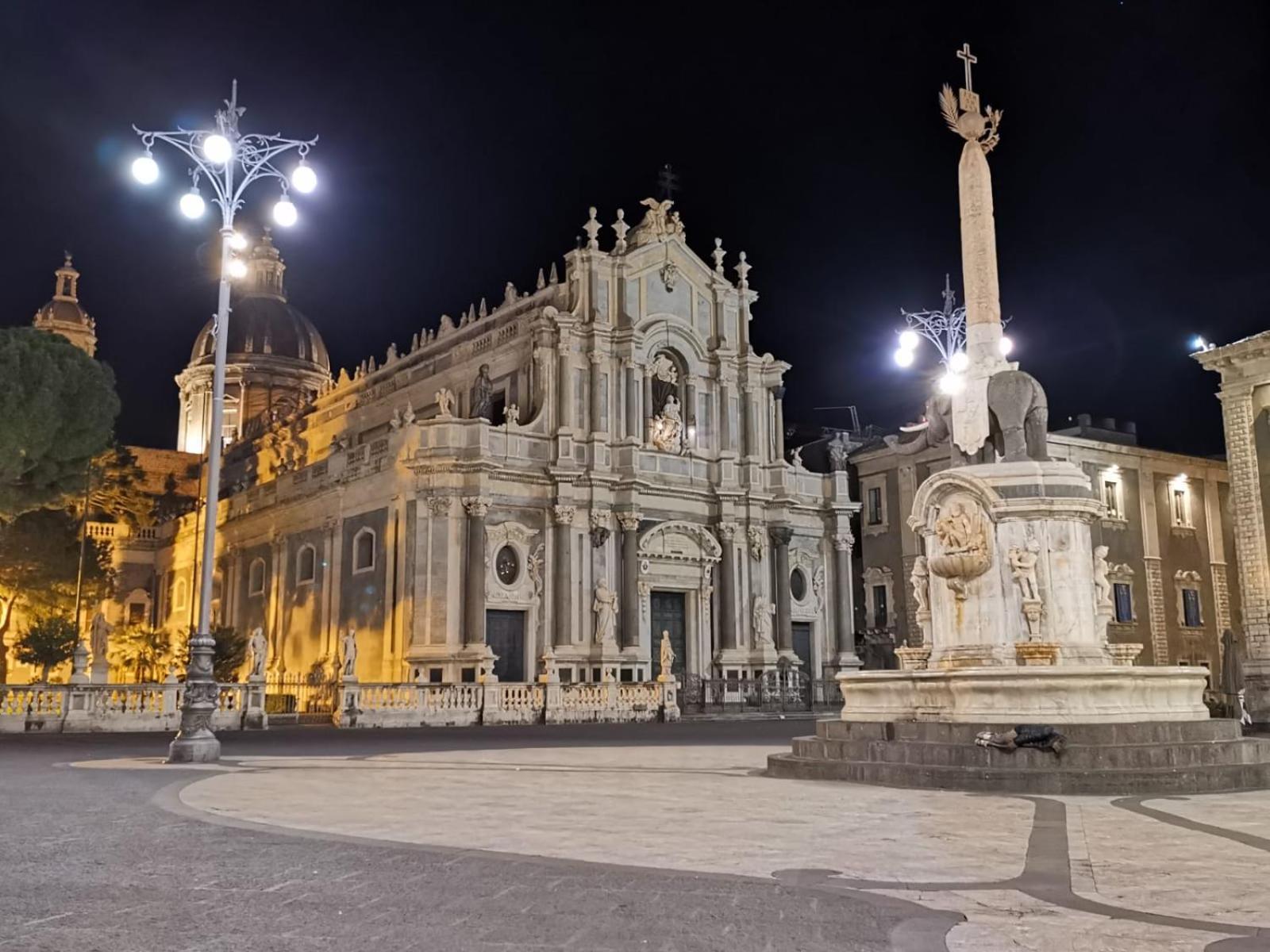 Residenza Del Turista Bed & Breakfast Catania Eksteriør bilde