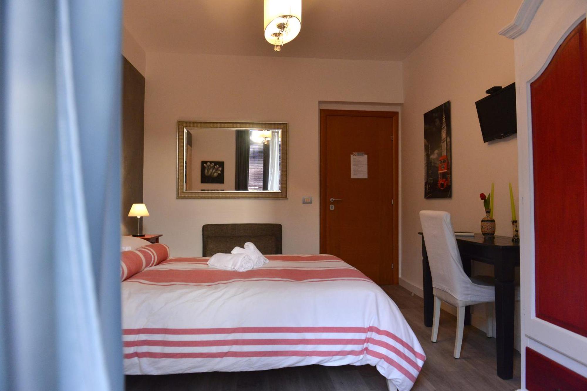 Residenza Del Turista Bed & Breakfast Catania Eksteriør bilde